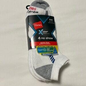 Hanes X-Temp White and Gray No Show Socks